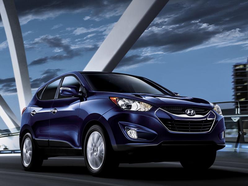 Купить фаркоп на Hyundai в Пскове